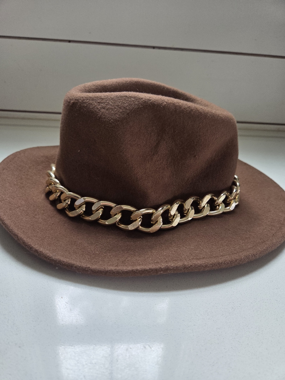 Aldo Brown Felt Fedora with Gold Chain Trim